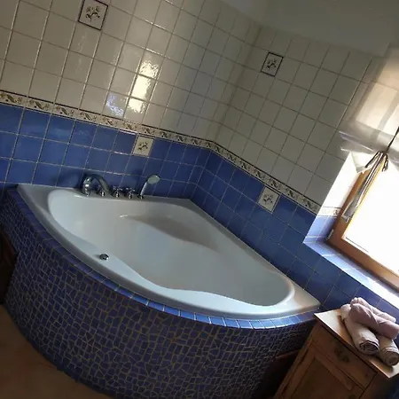 U Anny šmejdířky