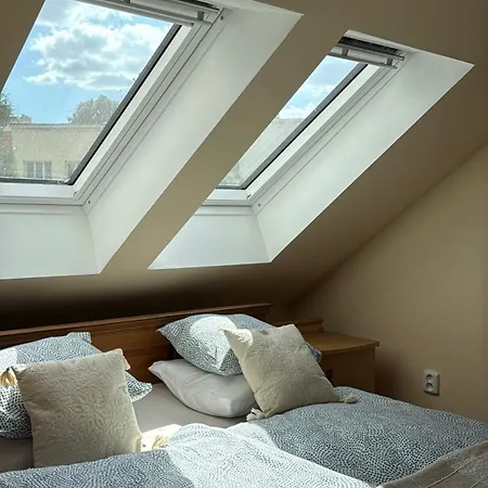 U Anny šmejdířky *